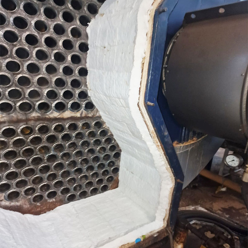 Smoke box ceramic fibre lining